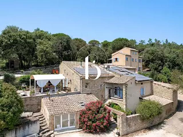 Carsan 30130 Achat / Vente maison 13 pièces t13 au dernier étage piscine