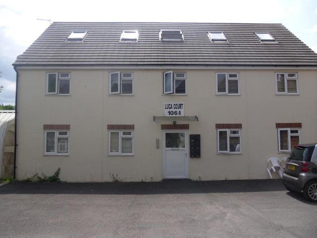 Carshalton Road, Sutton SM1 Studio to rent £950 pcm £219 pw