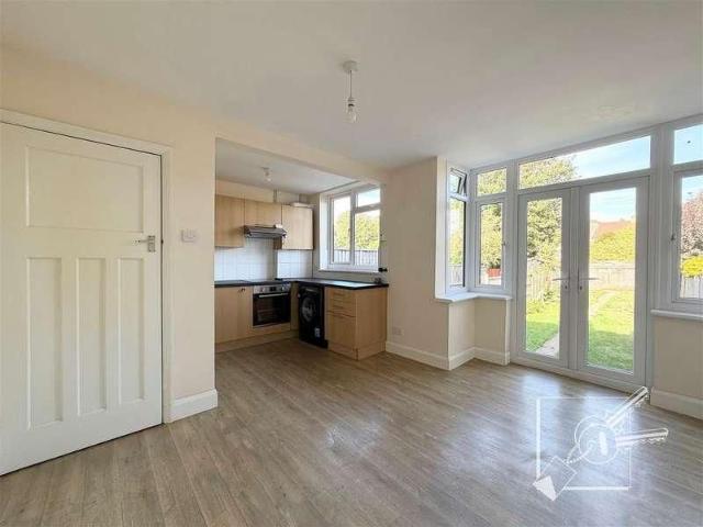 Carsington Gardens, Dartford, DA1