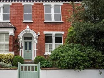 Carson Road, West Dulwich, London, SE21 8RD, United Kingdom | 3 bed apartment for rent #137558124 | Rentberry