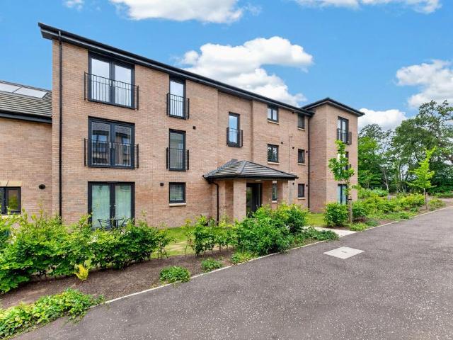 Carswell Walk, South Queensferry. 2 bed apartment to rent £1,400 pcm £323 pw