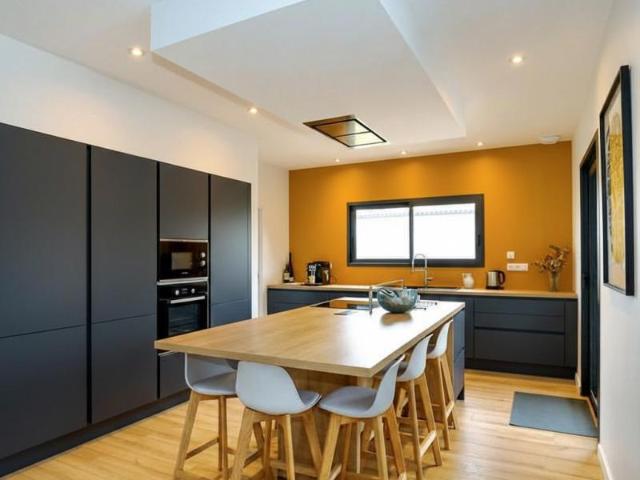 Castanet Tolosan: Maison RE 2020 95 m2 habitable !