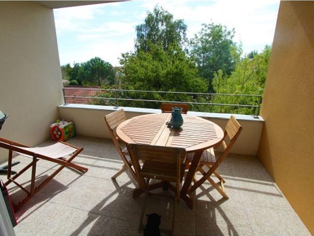 Castanet Tolosan T3 avec balcon, garage & parking