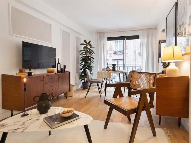 Castel 1 chambre à Auteuil