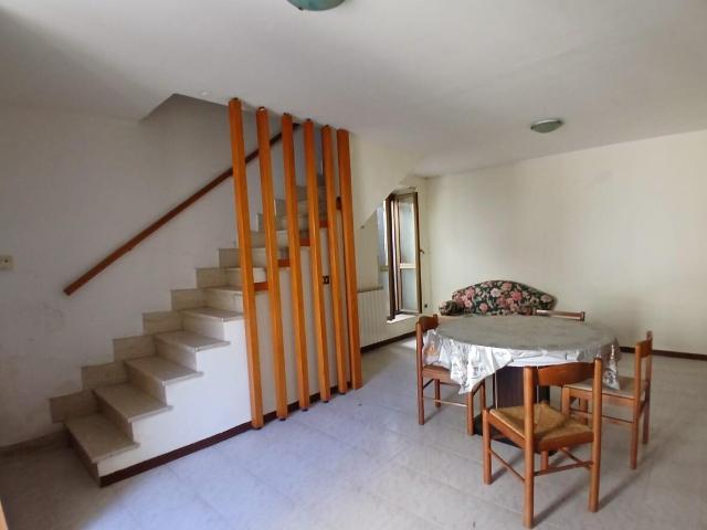 Castel Todino bilocale 70mq