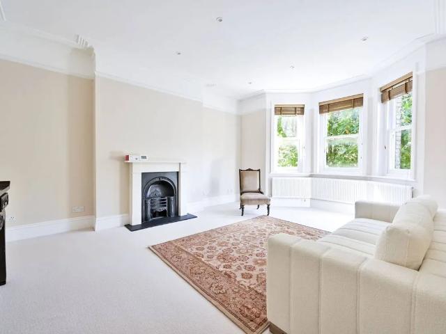 Castellain Mansions, Castellain Road, Maia Vale W9, 3 bed flat to rent, £4,500 pcm | PrimeLocation