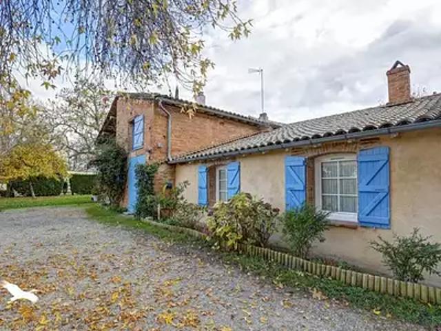 Castelmaurou 31180 Achat / Vente maison 10 pièces t10 au dernier étage parking