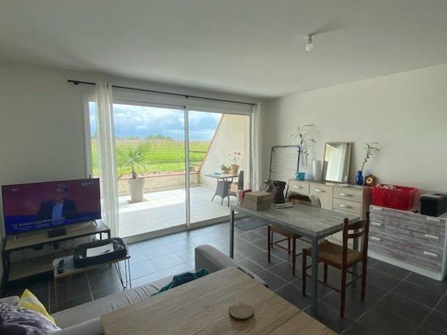 CASTELMAUROU À louer – T2 avec terrasse, parking et garage – Castelmaurou