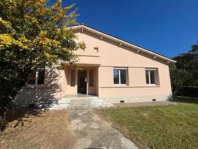 Castelmoron sur Lot 47260 Achat / Vente maison 4 pièces t4 au dernier étage terrasse