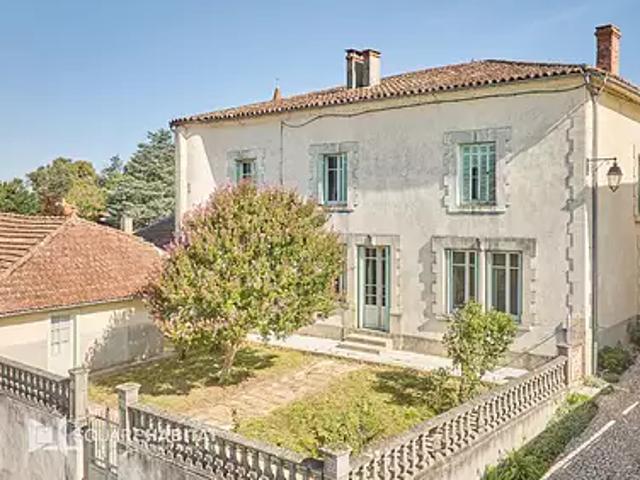 Castelnau d'Auzan Labarrère 32250, 32440 Achat / Vente maison 6 pièces t6 au dernier étage parking