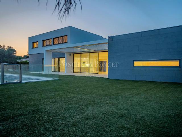 Castelnau Le Lez — L’équilibre parfait entre village et natu. 400m² Castelnau le Lez