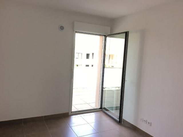 CASTELNAU LE LEZ T2 DANS RESIDENCE RECENTE TERRASSE DOUBLE PKG