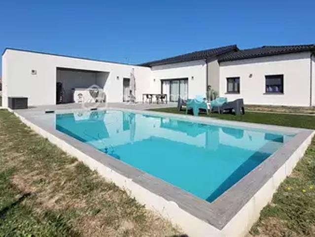 Castelsarrasin 82100 Achat / Vente maison 6 pièces t6 piscine terrasse