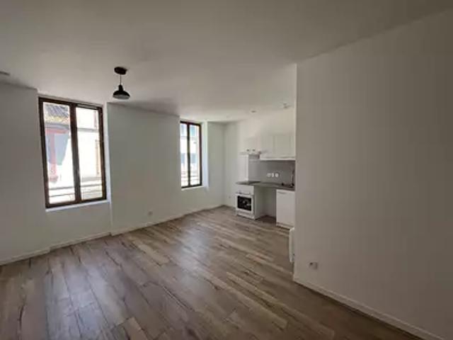 Castelsarrasin 82100 Location appartement 2 pièces t2