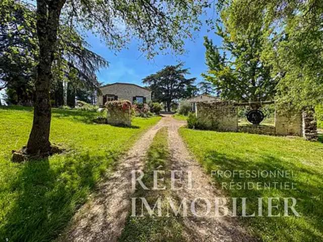 Castéra Verduzan 32410 Achat / Vente maison 13 pièces t13 parking