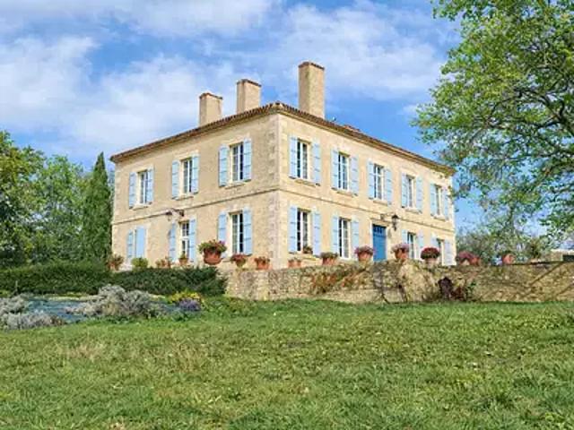 Castéra Verduzan 32410 Achat / Vente maison 20 pièces t20 piscine