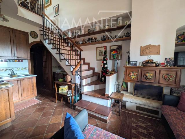Castiglione Del Lago Pg, Via Marzabotto: In posizione cent. 80m² Castiglione del Lago