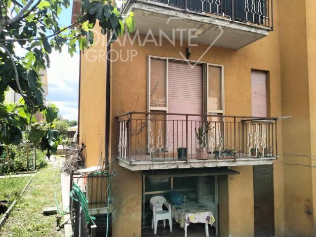 Castiglione Del Lago Pg, zona Prati: Appartamento a piano. 95m² Castiglione del Lago