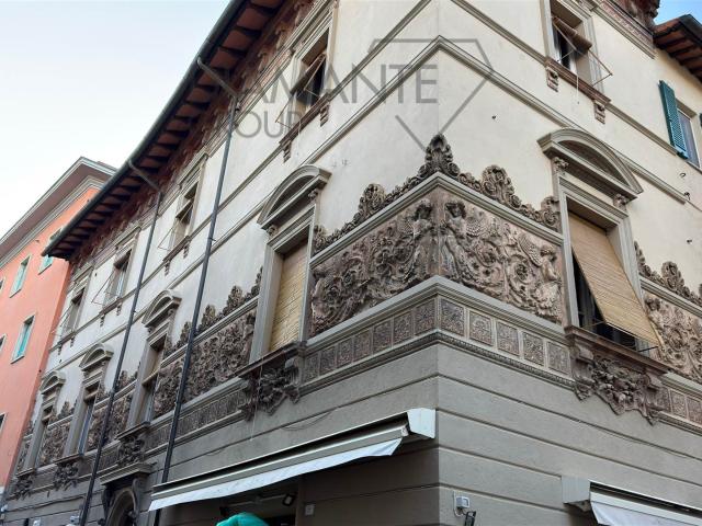 Castiglione Del Lago Pg, Centro storico: All'interno di un. 180m² Castiglione del Lago