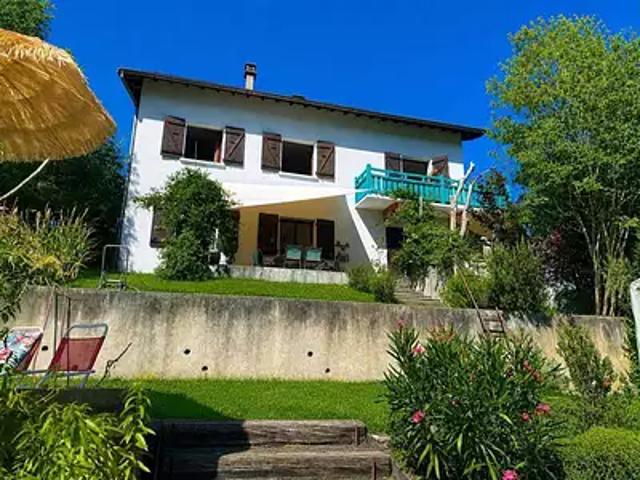 Castillon en Couserans 09800 Achat / Vente maison 6 pièces t6 au dernier étage parking