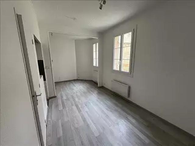 Castillon la Bataille 33350 Location appartement 1 pièce t1 au dernier étage