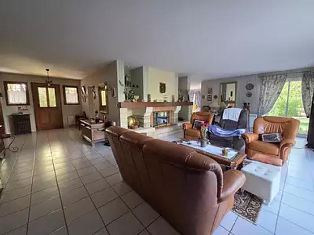 Castillonnès 47330 Achat / Vente maison 6 pièces t6 jardin terrasse