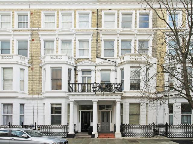 Castletown Road, West Kensington W14, Studio to rent, £1,600 pcm | PrimeLocation