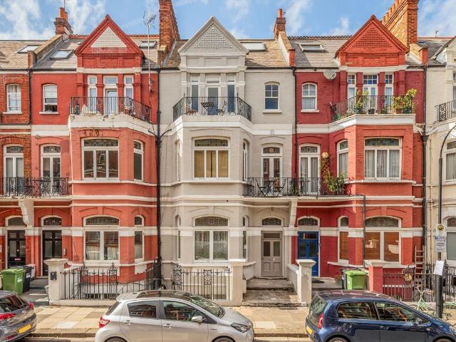 Castletown Road, West Kensington W14, Studio to rent, £1,600 pcm | PrimeLocation
