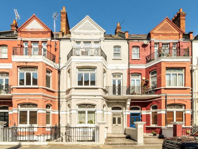 Castletown Road, West Kensington W14, Studio to rent, £1,600 pcm | PrimeLocation