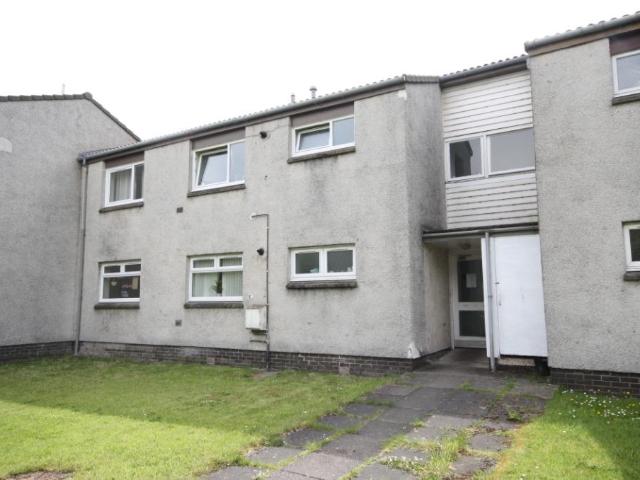 Castlevale, Cornton, Stirling, FK9 3 bed flat to rent £1,425 pcm £329 pw