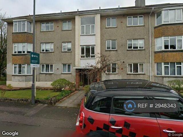 Castle Court, Glasgow, G77 3 bed flat to rent £1,495 pcm £345 pw