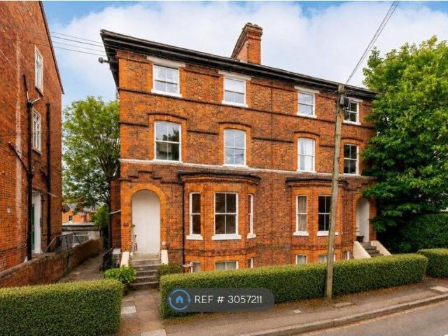 Castle Crescent, Reading RG1, 1 bed flat to rent, £1,250 pcm | PrimeLocation