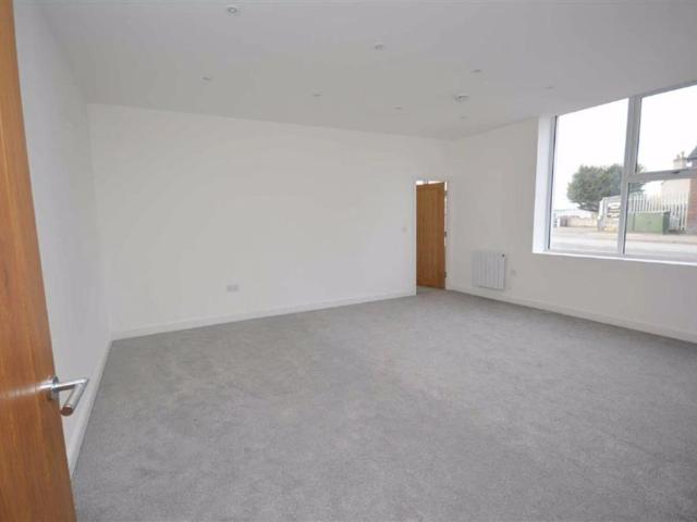 Castle Apartments, Hatton