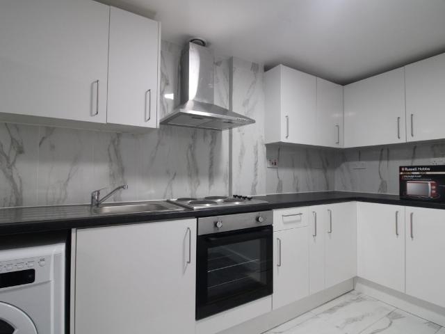 Castle Edge, 4 6 Castle Boulevard NG7, 2 bed flat to rent, £1,300 pcm | PrimeLocation
