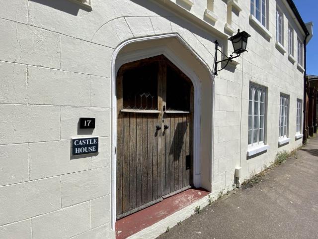 Castle House, 17 Castle Street, Hertford, Hertfordshire SG14, 1 bed flat to rent, £1,150 pcm | PrimeLocation