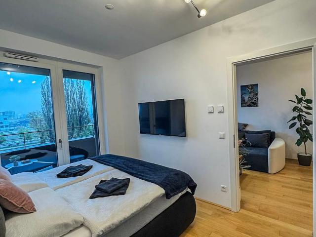 Castle hill view with modern comfort Graz Amsterdam Apartments for Rent