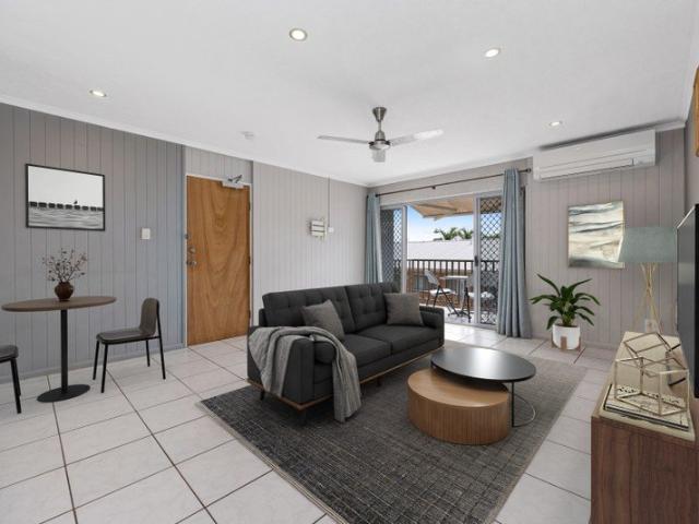 Castle Hill Views & Coastal City Living