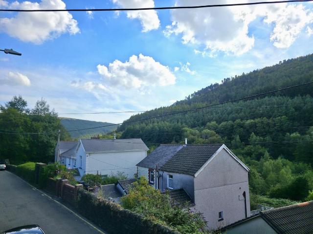 Castle Street, Abertillery NP13, 3 bed terraced house to rent, £800 pcm | PrimeLocation