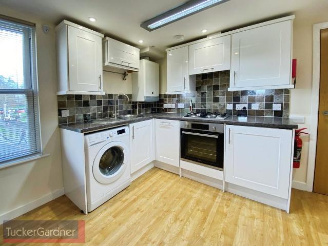 Castle Street, Cambridge CB3, 2 bed flat to rent, £1,450 pcm | PrimeLocation