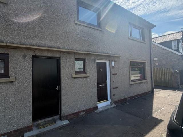 Castle Street, Clackmannan FK10, 3 bed end terrace house to rent, £875 pcm | PrimeLocation
