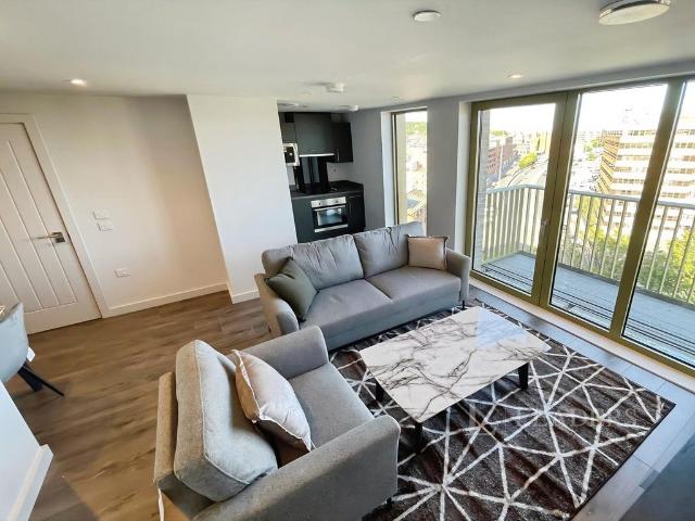 Castle Street, Luton, Bedfordshire, LU1 1 bed flat to rent £1,150 pcm £265 pw