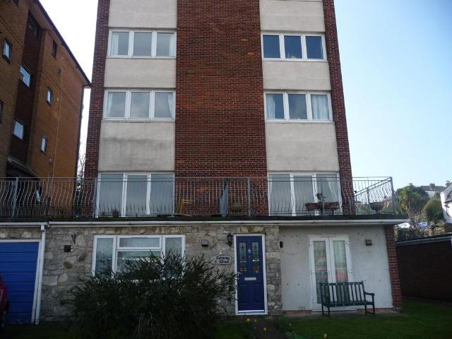 Castle Street, Ryde, Isle Of Wight, PO33 1 bed apartment to rent £625 pcm £144 pw