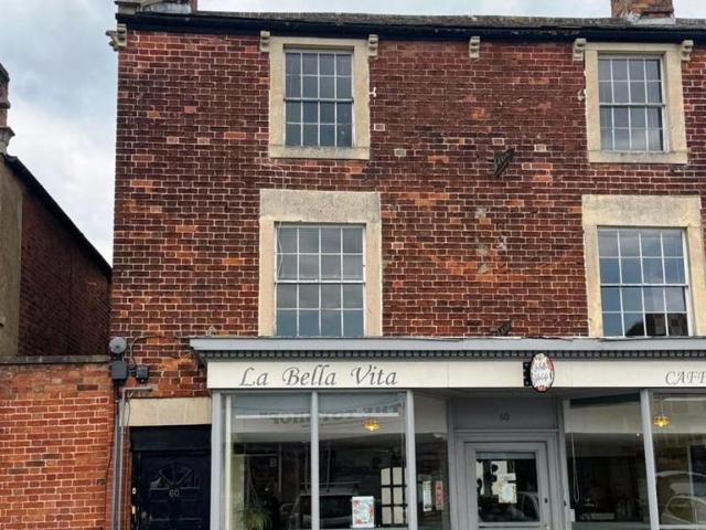 Castle Street, Trowbridge, Wiltshire 1 bed apartment to rent £895 pcm £207 pw
