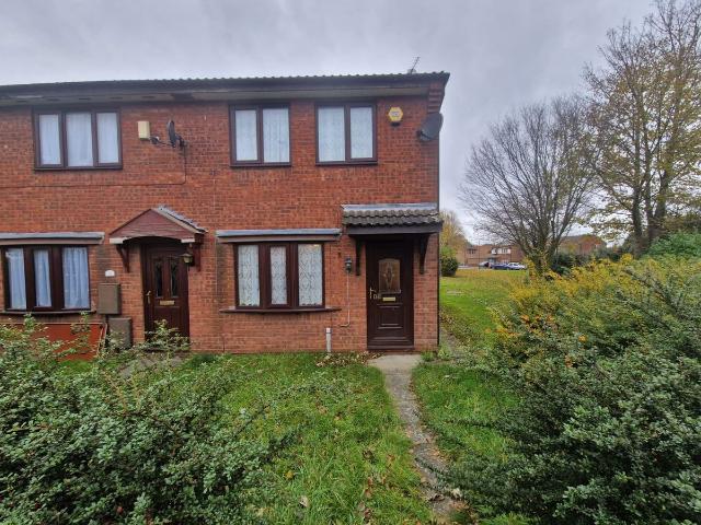 Castle Street, Wednesbury WS10, 2 bed end terrace house to rent, £1,000 pcm | PrimeLocation