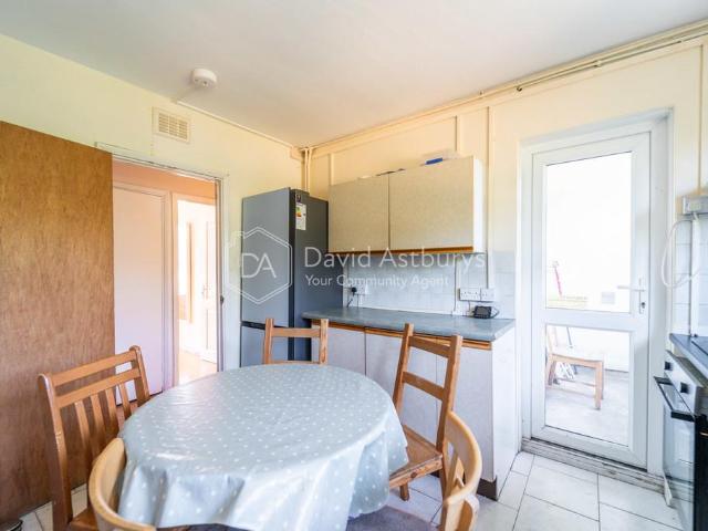 Castle Road, Camden Town, London 4 bed apartment to rent £4,500 pcm £1,038 pw