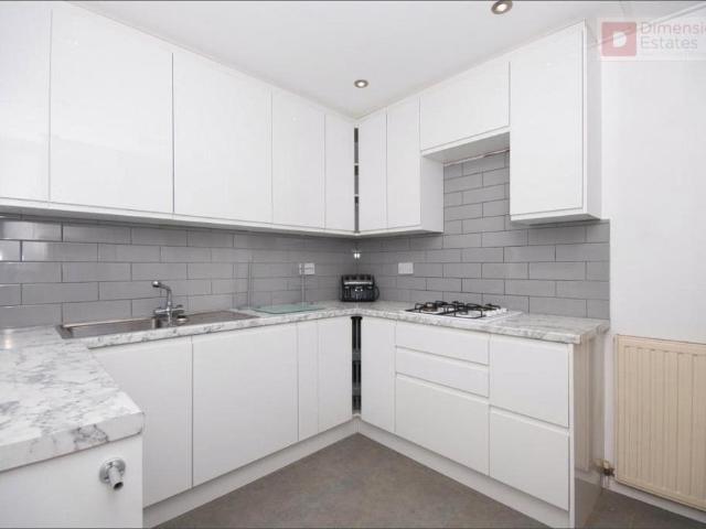 Castle Road, London, NW1 4 bed apartment to rent £4,000 pcm £923 pw