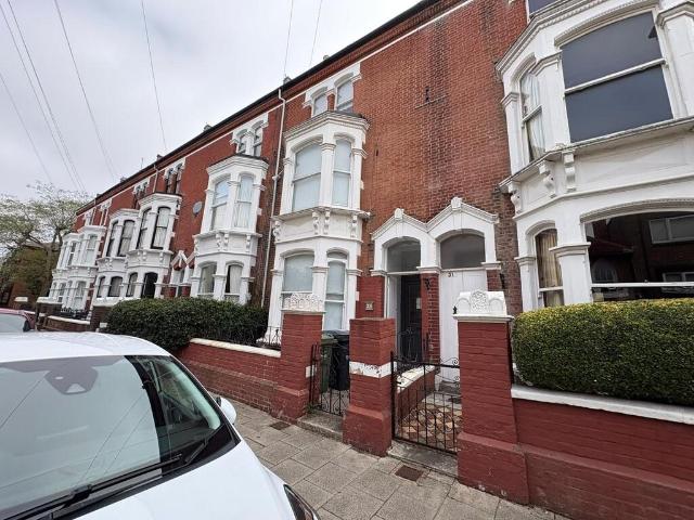 Castle Road, Southsea 1 bed in a house share to rent £650 pcm £150 pw