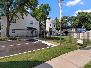 Castle Tower Apartments | Renovated Homes in Northwest Oklahoma City Studio Apartment for Rent at 5518 Nw 23rd St, Oklahoma City, OK 73127 Windsor Forest