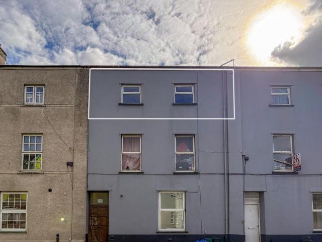 Castle Terrace, Narberth, SA67 1 bed flat to rent £570 pcm £132 pw