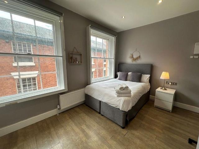 Castle Yard Studio 4